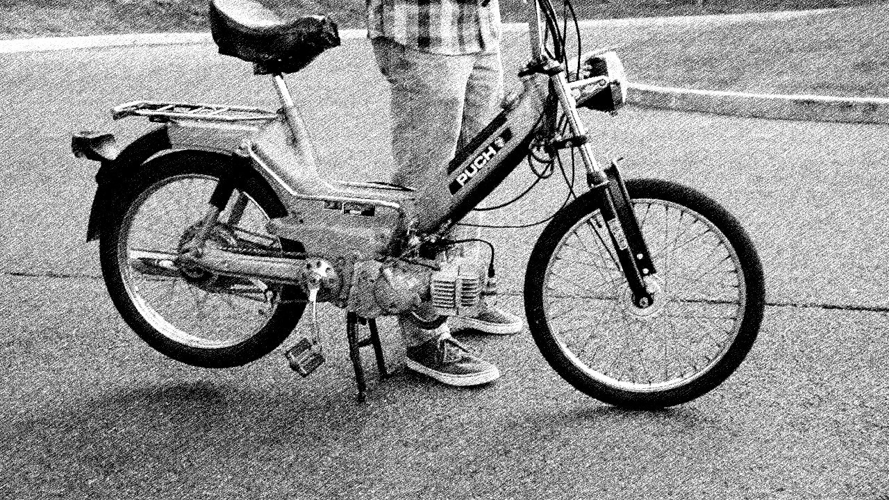 Pencil sketch picture effect of a moped