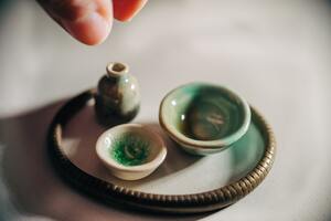 Tiny pottery